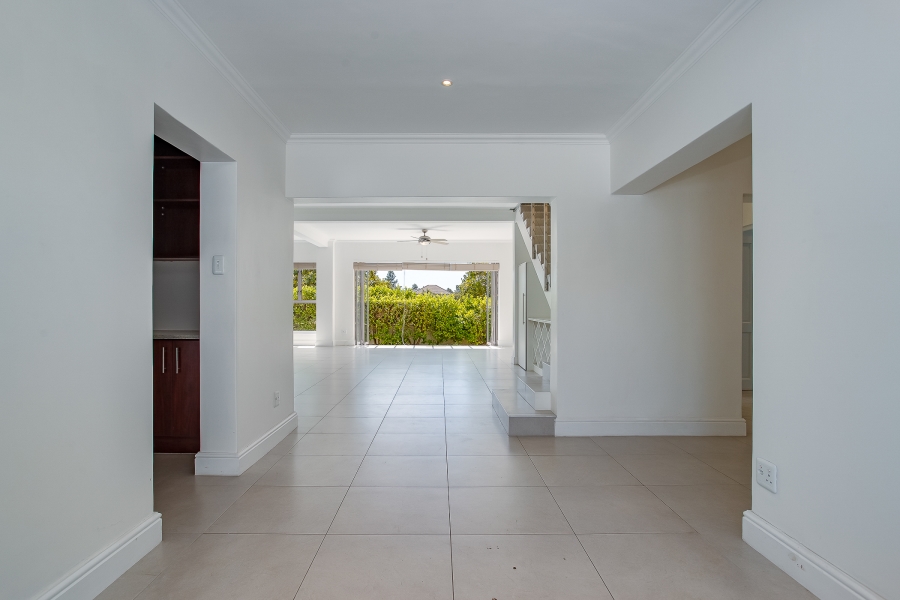 To Let 4 Bedroom Property for Rent in Val De Vie Estate Western Cape